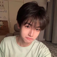 อามิลล์-นายเอก