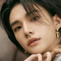 hwang hyunjin