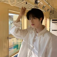 โรมัน (เพื่อนพระเอก)