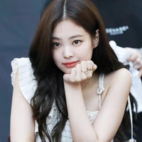 Ariyana de Morces (fl/k-pop)