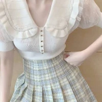 มีนา