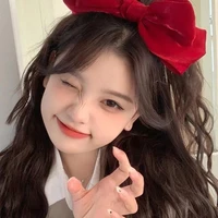 ไจ๋ไจ๋🍏[เพื่อนนางเอก]