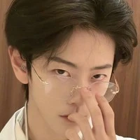 เคน(พระเอก)👑