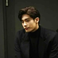เอลเค(พี่ชาย)