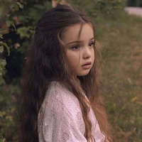 Young Olivia (7)