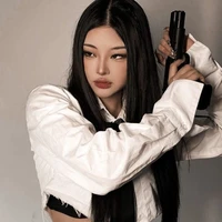 Ximena • Omega •