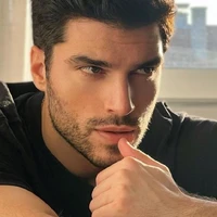 Leonardo Brave (Jefe)