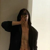 มาร์ค(มือ ขวา ของ พ.อ)