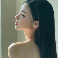 พลอย(เพื่อนนางเอก+น้องสาวพระเอก)