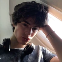 Brandon Cooper (Hermanastro)