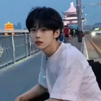 เจคิน(พระเอก)