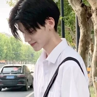 ไอซ์(เพื่อนพระเอก)