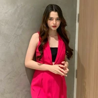 Becky(adik James)