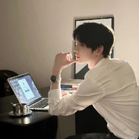 ไนเจล:พระเอก