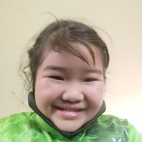 (คนแต่เรื่อง)แพรไหม