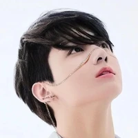 jungkook (top)