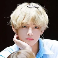 taehyung(bottom)
