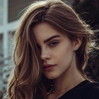 Sabrina Luis(FL)