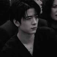 พัคมินจุน🤴😌