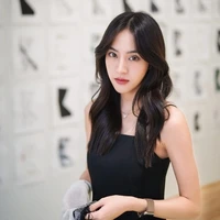 (นางเอก)พลอยแพรว