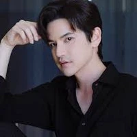 น้องพระเอก