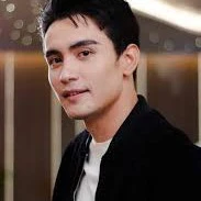 เพื่อนพระเอก