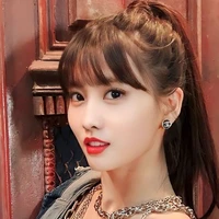Hirai Momo