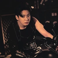 jungkook (O.P)