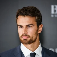 Noah Carter³⁰{husband of savi}