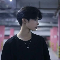 ฟู🤑🤓(เพื่อน พ.อ)