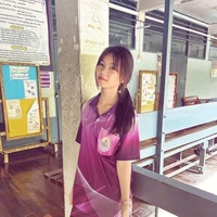 พลอย(อชิรญาณ์)นอ.