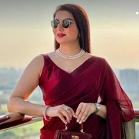Raina shekhwat( raunak