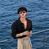 ทิว>พี่รอง