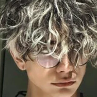 lukas *Alfa dominante*