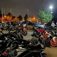 Para anggota Inti geng Alaska