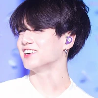 Jeon jungkook(21 years old)