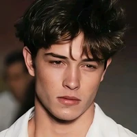 ※》CALEB GRAHAM VAZZOLHI(18 AÑOS)《※