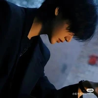 อี้หยาง  👑