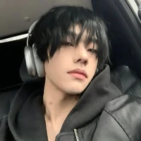 ทิวเขา//พ่อพระเอก+นายเอก