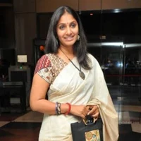 Nita Deshai (fl mom)