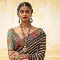 Priya Agasthya (ml mom)
