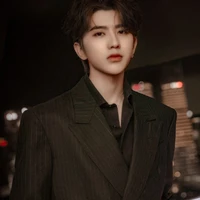 ภาคิม(พี่มาร์ค)พ.อ ตระกูลอเลสซานโดร