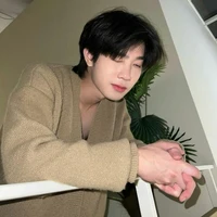 Yim Phanyirakorn • Omega