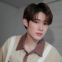 Nat Natasitt Uareksit • Omega