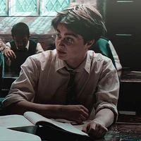 Harry🧙🏽[น.อ]