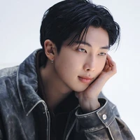 Namjoon (D)