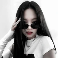 ☆ᴋɪᴍ ᴊᴇɴɴɪᴇ •🄾.•☆