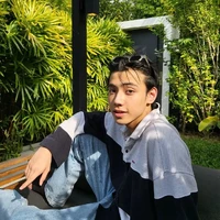 พล