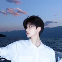 คิง(เพื่อนนายเอก.เเฝดคิม)