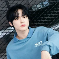 Zhong chenle 